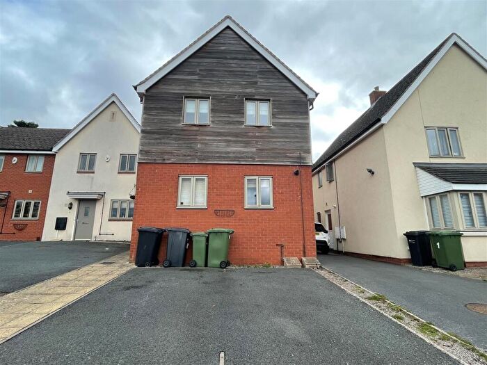 2 Bedroom Apartment For Sale In Venns Lane, Hereford, HR1