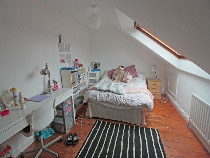 5 Bedroom Apartment To Rent In Grosvenor Road, Newcastle Upon Tyne, NE2