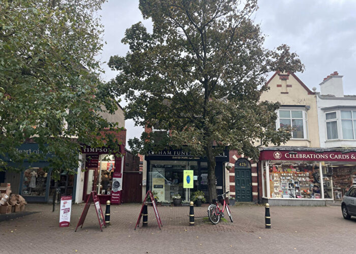 2 Bedroom Flat For Sale In Clifton Street, Lytham St. Annes, Lancashire, FY8