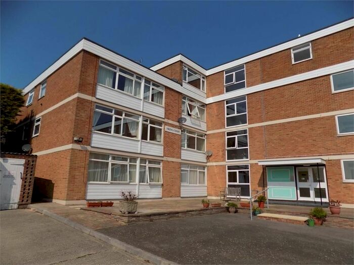 1 Bedroom Flat To Rent In Dumpton Park Drive, Broadstairs, CT10