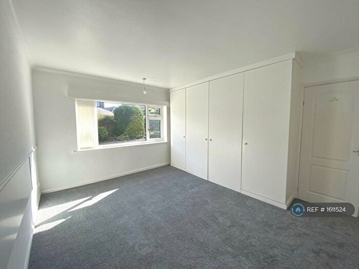2 Bedroom Flat To Rent In Cleasby Court, Menston, Ilkley, LS29