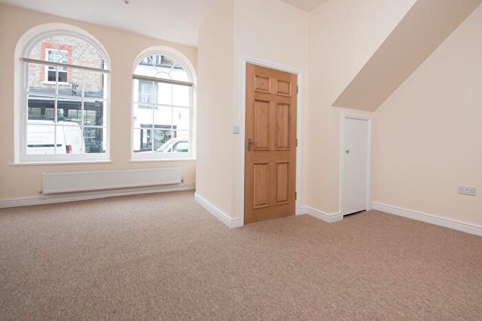 2 Bedroom Flat To Rent In East St. Helen St, Abingdon, OX14