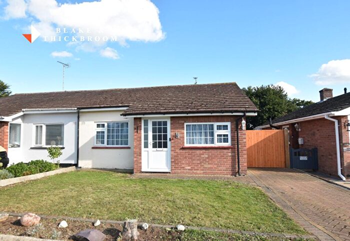 3 Bedroom Semi-Detached Bungalow For Sale In Carisbrooke Avenue, Clacton-on-Sea, CO15