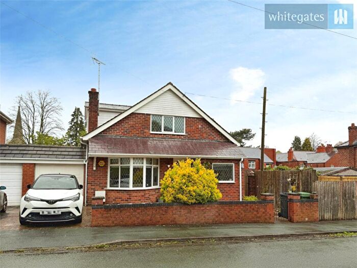 3 Bedroom Detached House For Sale In Court Road, Wrexham, LL13