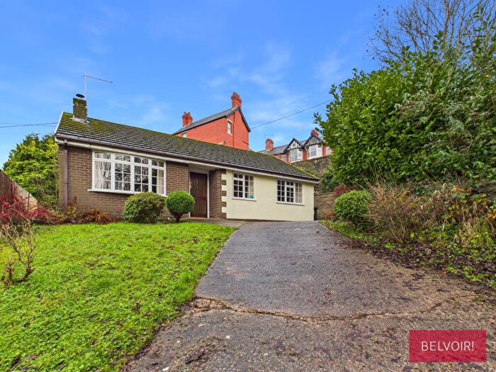 3 Bedroom Detached Bungalow For Sale In Canal Side, Froncysyllte, Llangollen, LL20