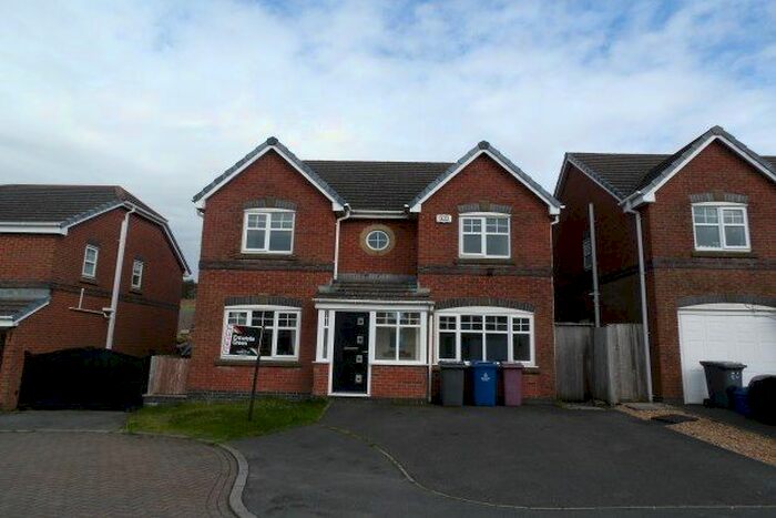 4 Bedroom Property To Rent In Beaumont Way, Darwen, BB3
