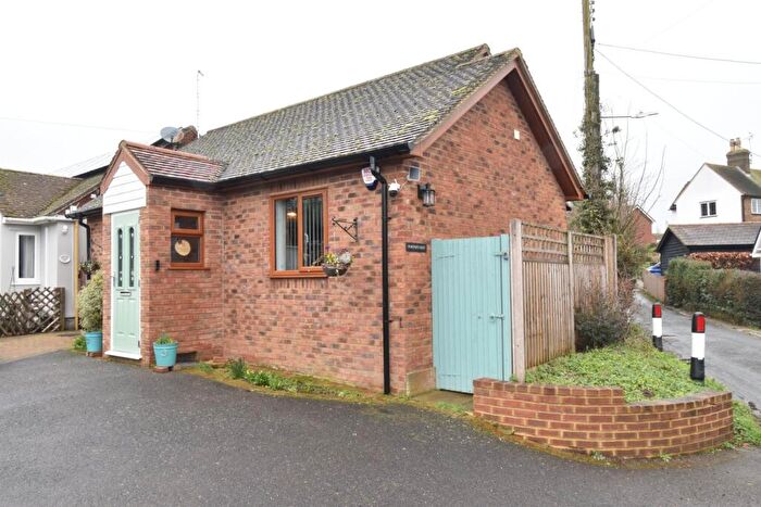 2 Bedroom Bungalow For Sale In Green Lane, Langley, Maidstone, ME17