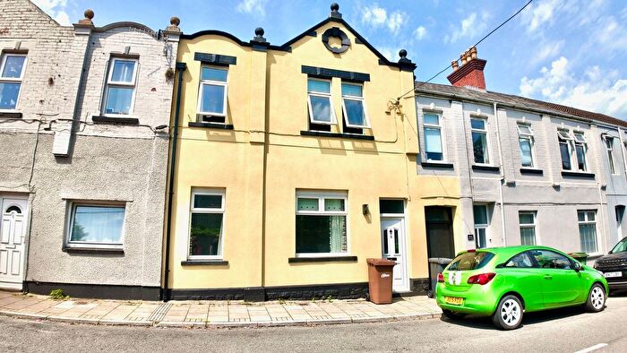 4 Bedroom Terraced House For Sale In Pengam, Blackwood, NP12