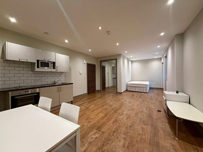 Studio To Rent In Week Street, Maidstone, ME14