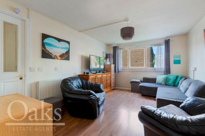 1 Bedroom Flat To Rent In Stockbury Road, Croydon, CR0