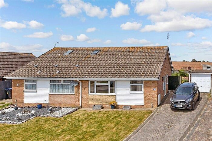 2 Bedroom Semi-detached Bungalow For Sale In Avondale Close, Whitstable, Kent, CT5
