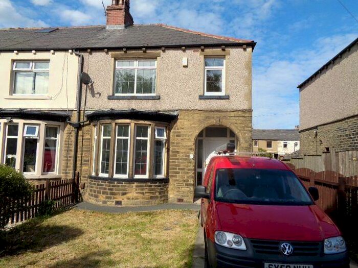 3 Bedroom Semi-Detached House To Rent In Moore Avenue, Wibsey, Bradford BD6