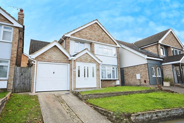 4 Bedroom Detached House For Sale In Norfolk Gardens, Braintree, CM7