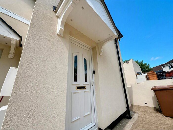 1 Bedroom Flat To Rent In Ernesettle Green, Plymouth, PL5