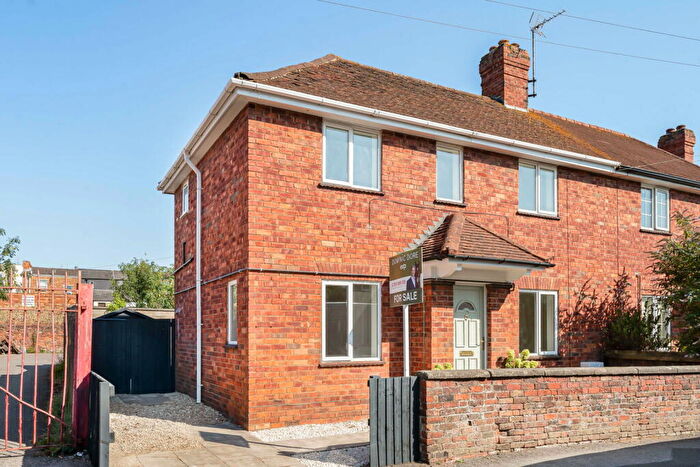 3 Bedroom Semi Detached House For Sale In St Pauls Street South, Cheltenham, GL50