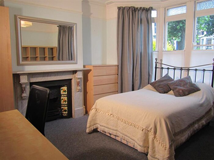 6 Bedroom End Of Terrace House To Rent In Churchways Avenue, Bristol, BS7