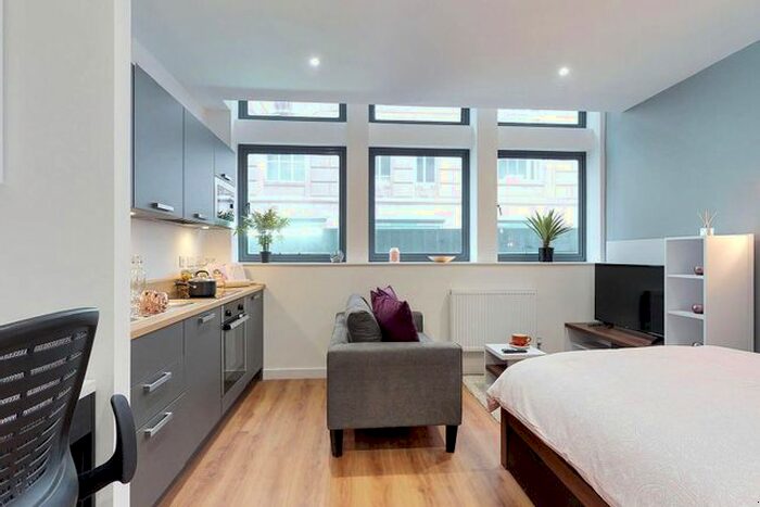 Studio To Rent In Apt, Gravity Residence #, L2