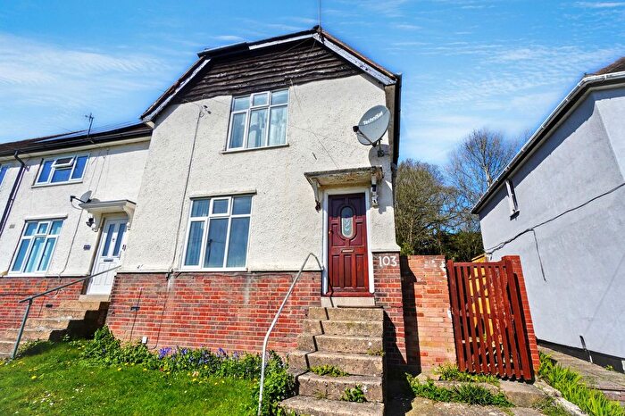 3 Bedroom End Terrace House For Sale In Underwood Road, High Wycombe, HP13