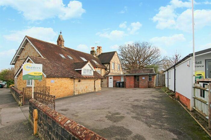 2 Bedroom Terraced House To Rent In London Road, Sayers Common, Hassocks, BN6