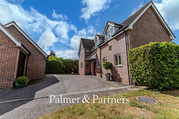 3 Bedroom Detached House For Sale In Rendham Road, Saxmundham, Suffolk, IP17