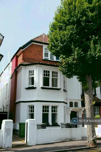 2 Bedroom Flat To Rent In Meads Street, Eastbourne, BN20
