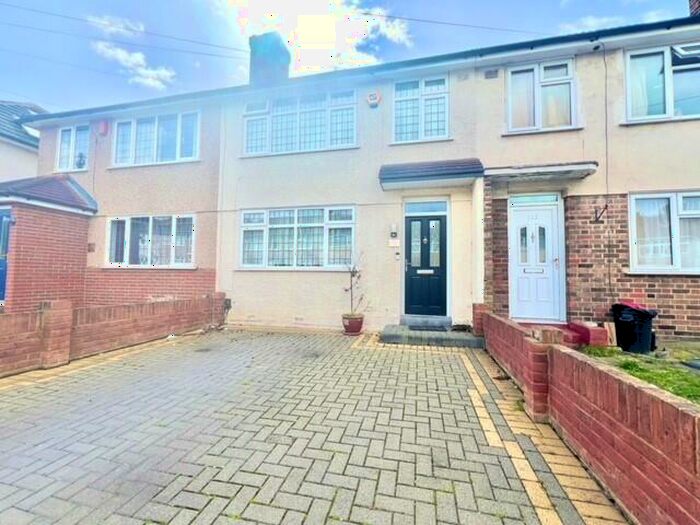 3 Bedroom House To Rent In Northwood Avenue, RM12