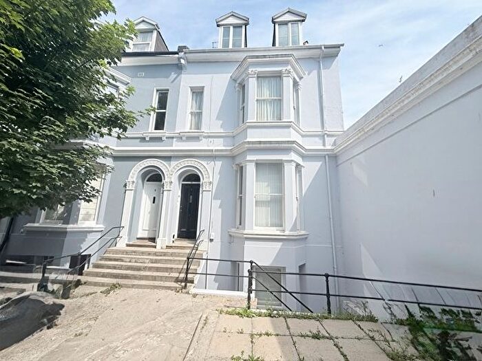 2 Bedroom Flat For Sale In Sussex Place, Plymouth, PL1
