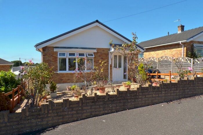 3 Bedroom Detached Bungalow For Sale In Woodlands Park, Kenfig Hill, CF33