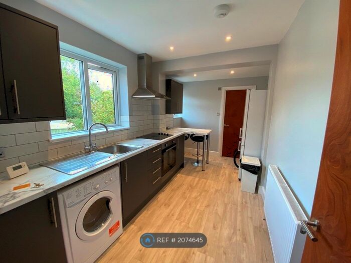 2 Bedroom Flat To Rent In Greenstead Road, Colchester, CO1