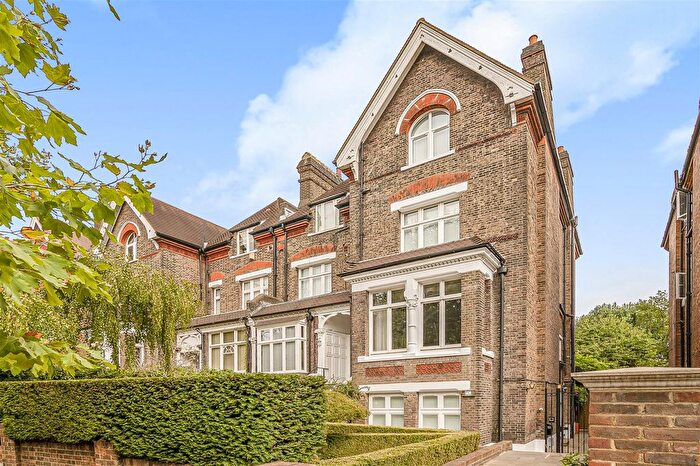 3 Bedroom Flat To Rent In Fitzjohn's Avenue, Hampstead, NW3