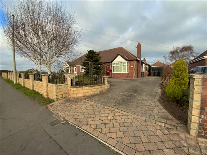 2 Bedroom Bungalow To Rent In Aughton Lane, Aston, Sheffield, S26
