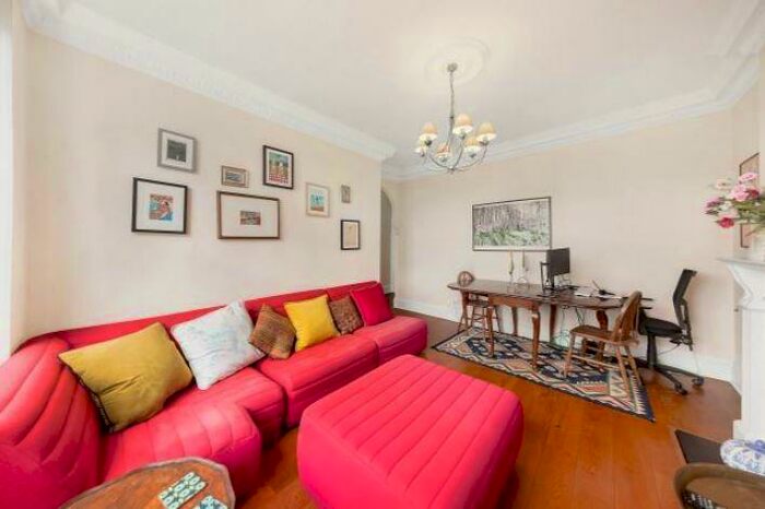 1 Bedroom Apartment To Rent In Baker Street, Marylebone, London, NW1
