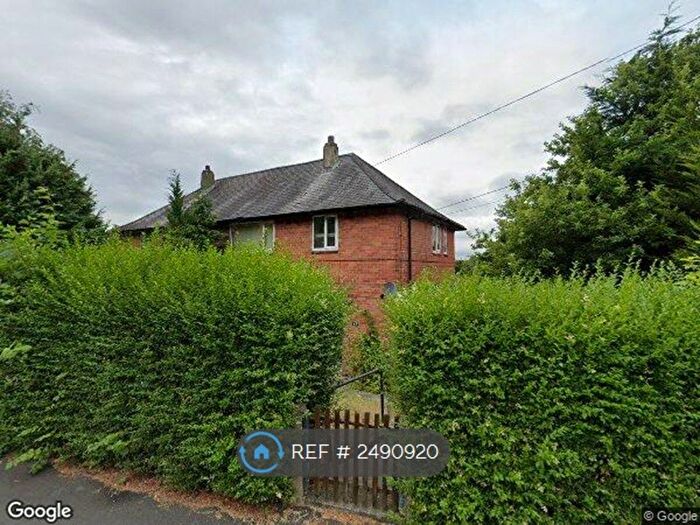 3 Bedroom Semi-Detached House To Rent In Foxcroft Mount, Leeds, LS6