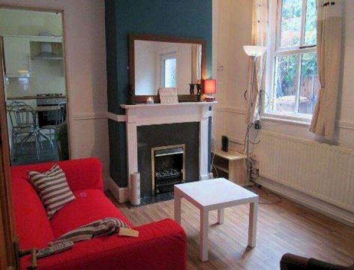 6 Bedroom Terraced House To Rent In Crompton Street, Derby, Derbyshire, DE1