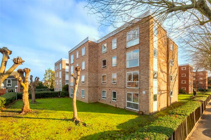 1 Bedroom Apartment To Rent In St James Road, Sutton, Surrey, SM1