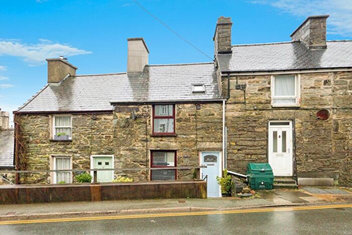 3 Bedroom Terraced House For Sale In High Street, Blaenau Ffestiniog, Gwynedd, LL41