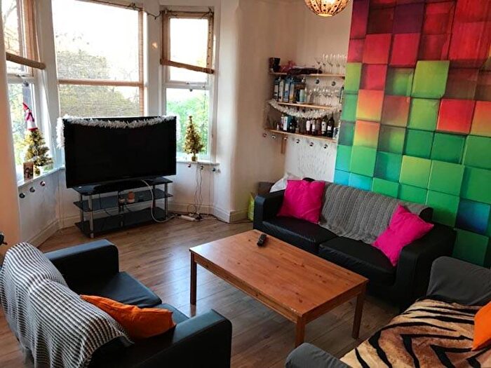 4 Bedroom House To Rent In B Brudenell Rd, Leeds, LS6