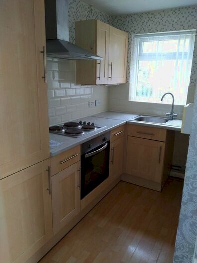 1 Bedroom Flat To Rent In Firwood Park, Chadderton, Oldham, OL9