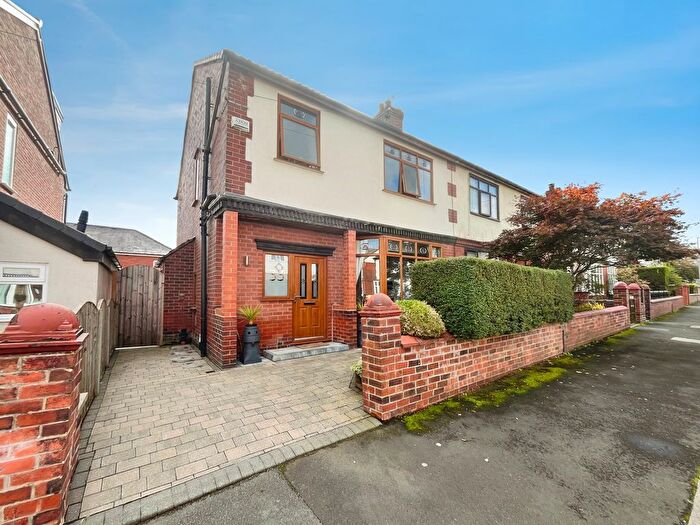 3 Bedroom Semi-Detached House For Sale In Welbeck Road, Heaton, BL1