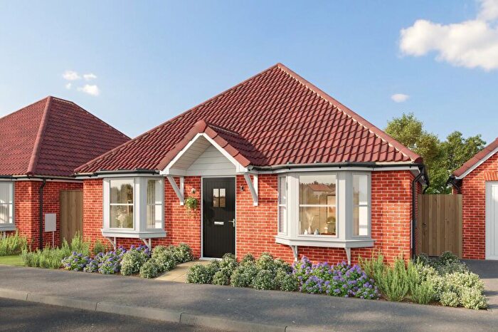 2 Bedroom Bungalow For Sale In Halstead Road, Kirby Cross, Frinton-on-Sea, CO13