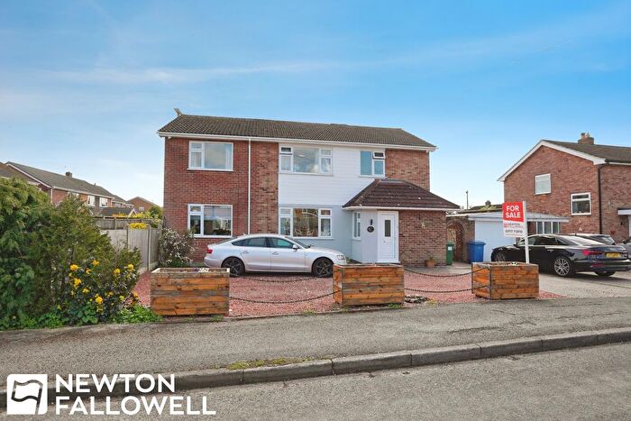 4 Bedroom Detached House For Sale In Grove Coach Road, Retford, DN22