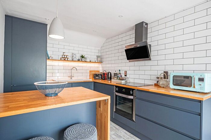 2 Bedroom Detached House For Sale In School Lane, Lerryn, Nr Lostwithiel, PL22