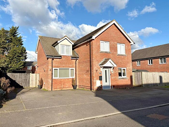 4 Bedroom Detached House For Sale In Southway, Titchfield Park, PO15