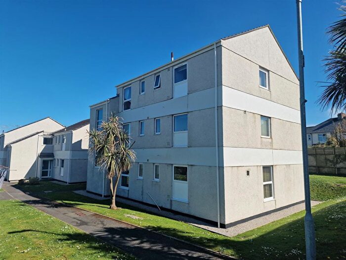 2 Bedroom Flat To Rent In Bonython Road, Newquay, TR7