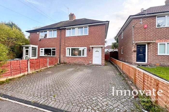 2 Bedroom Semi Detached House To Rent In Lygon Grove, Birmingham, B32