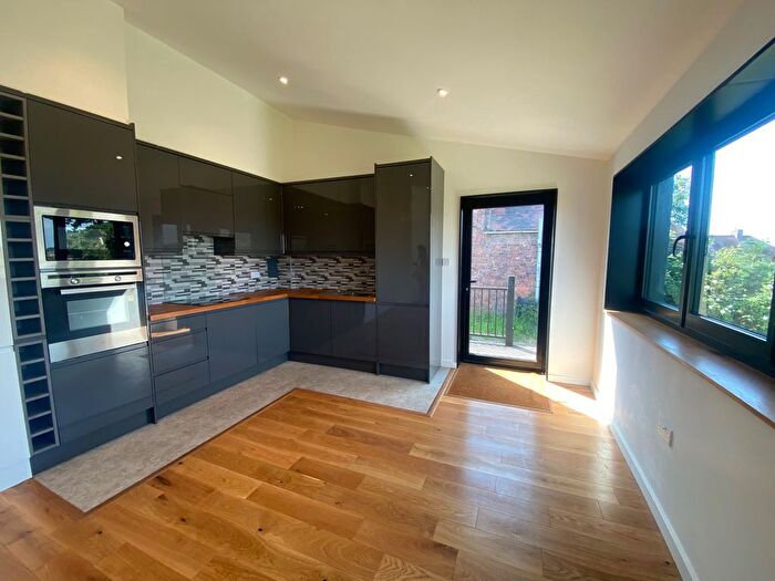 3 Bedroom Barn Conversion To Rent In Fir Tree Farm, Coventry, CV7