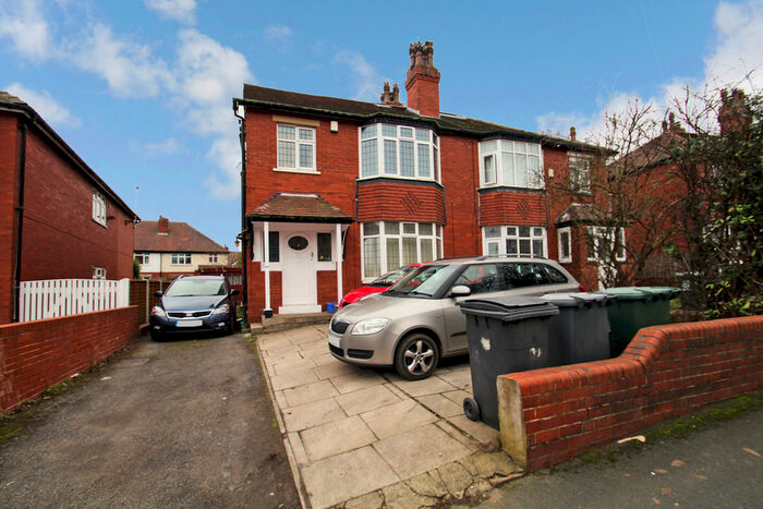 6 Bedroom Semi-Detached House To Rent In Becketts Park Crescent, LS6