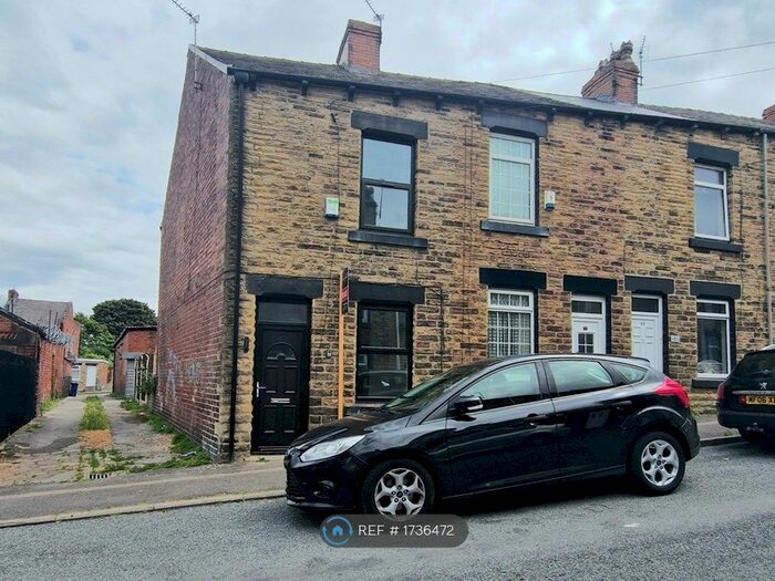 2 Bedroom Terraced House To Rent In Castle Street, Barnsley, S70