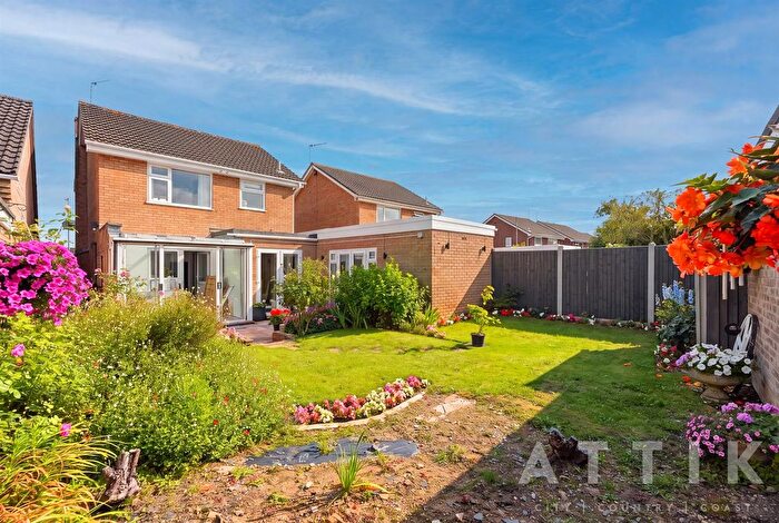 3 Bedroom Detached House For Sale In Long Meadow Walk, Carlton Colville, Lowestoft, NR33