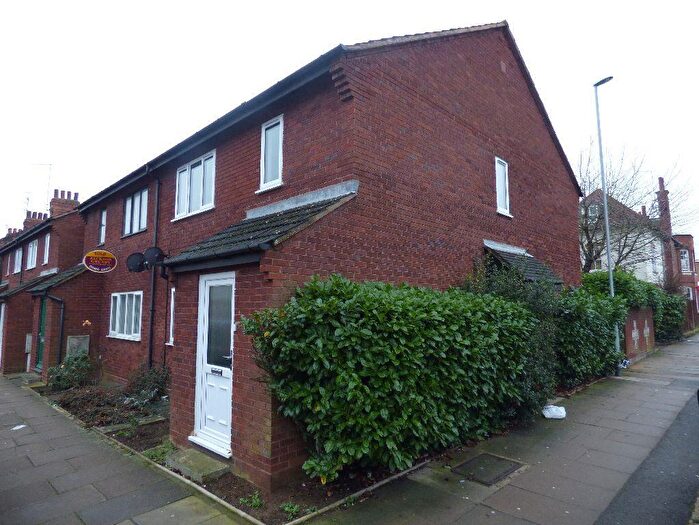 1 Bedroom Flat To Rent In Loyd Road, Abington, NN1